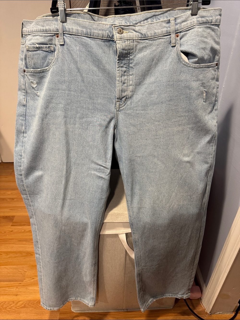 Old Navy Light Wash Straight Leg Women’s Jeans